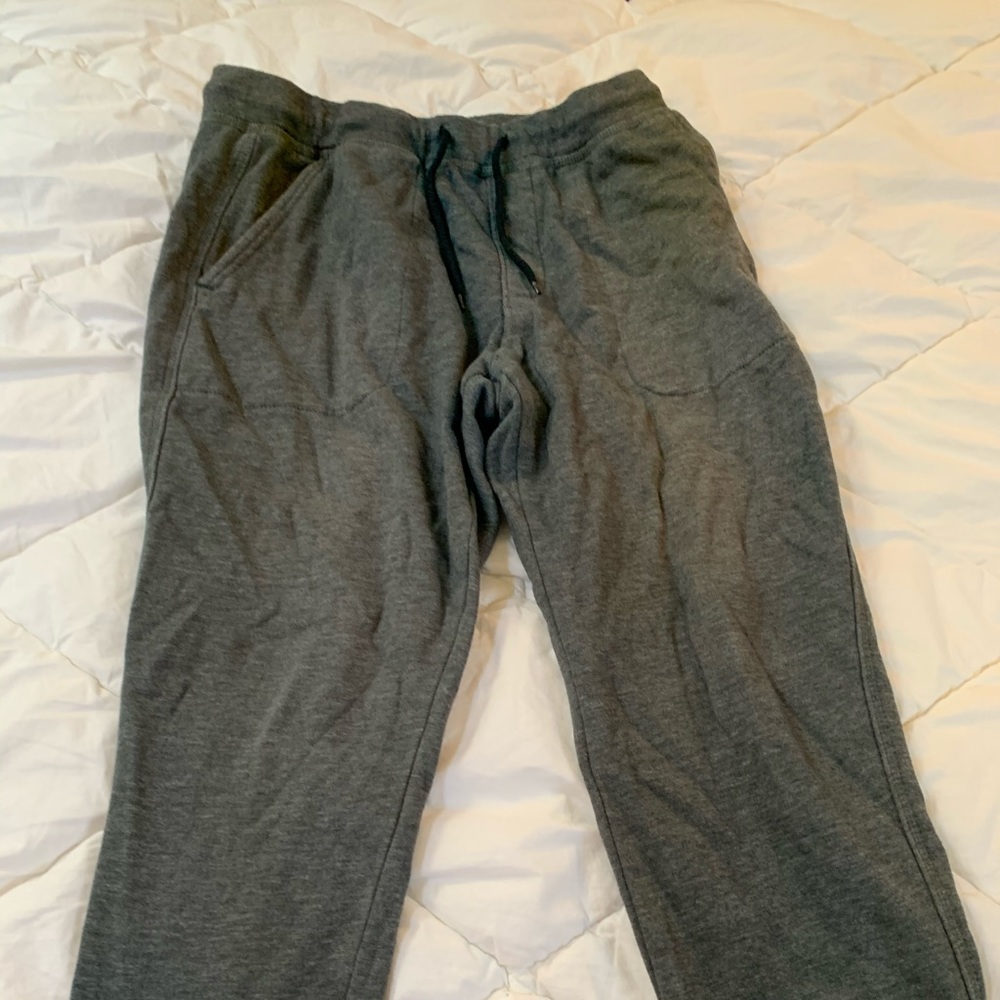 Men’s sweatpants